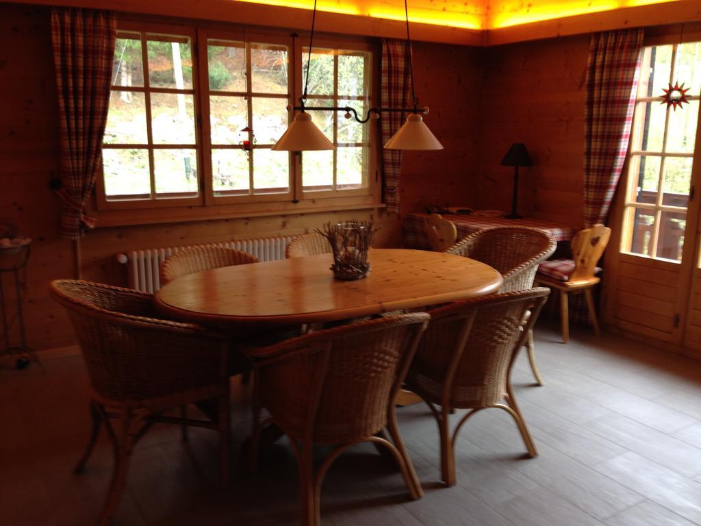 Chalet Charming Grächen Extérieur photo